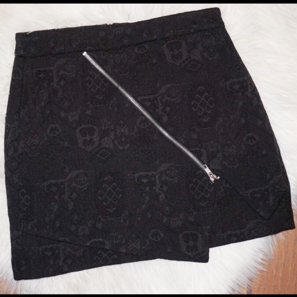 Black Skirt with Zipper on the front!